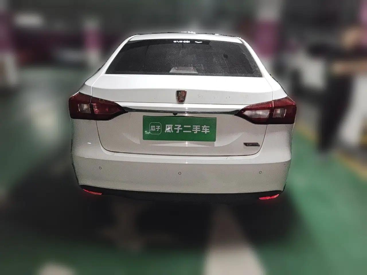 Roewe 360 2015 1.5L Automatic Luxury Edition — миниатюра 5