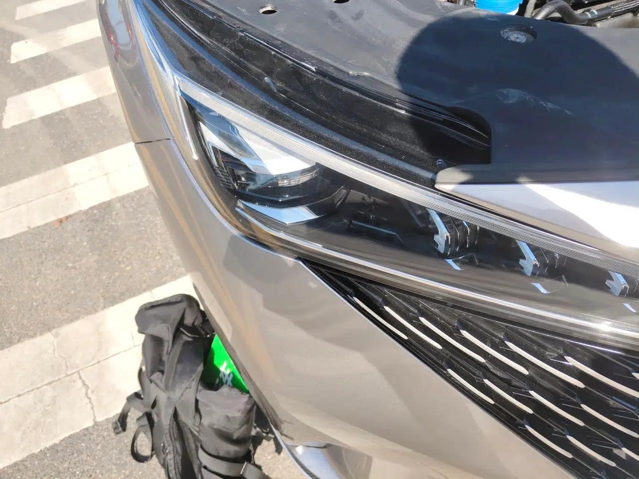 Roewe RX5 New Energy 2023 eRX5 Super Hybrid Prestige Edition — миниатюра 7