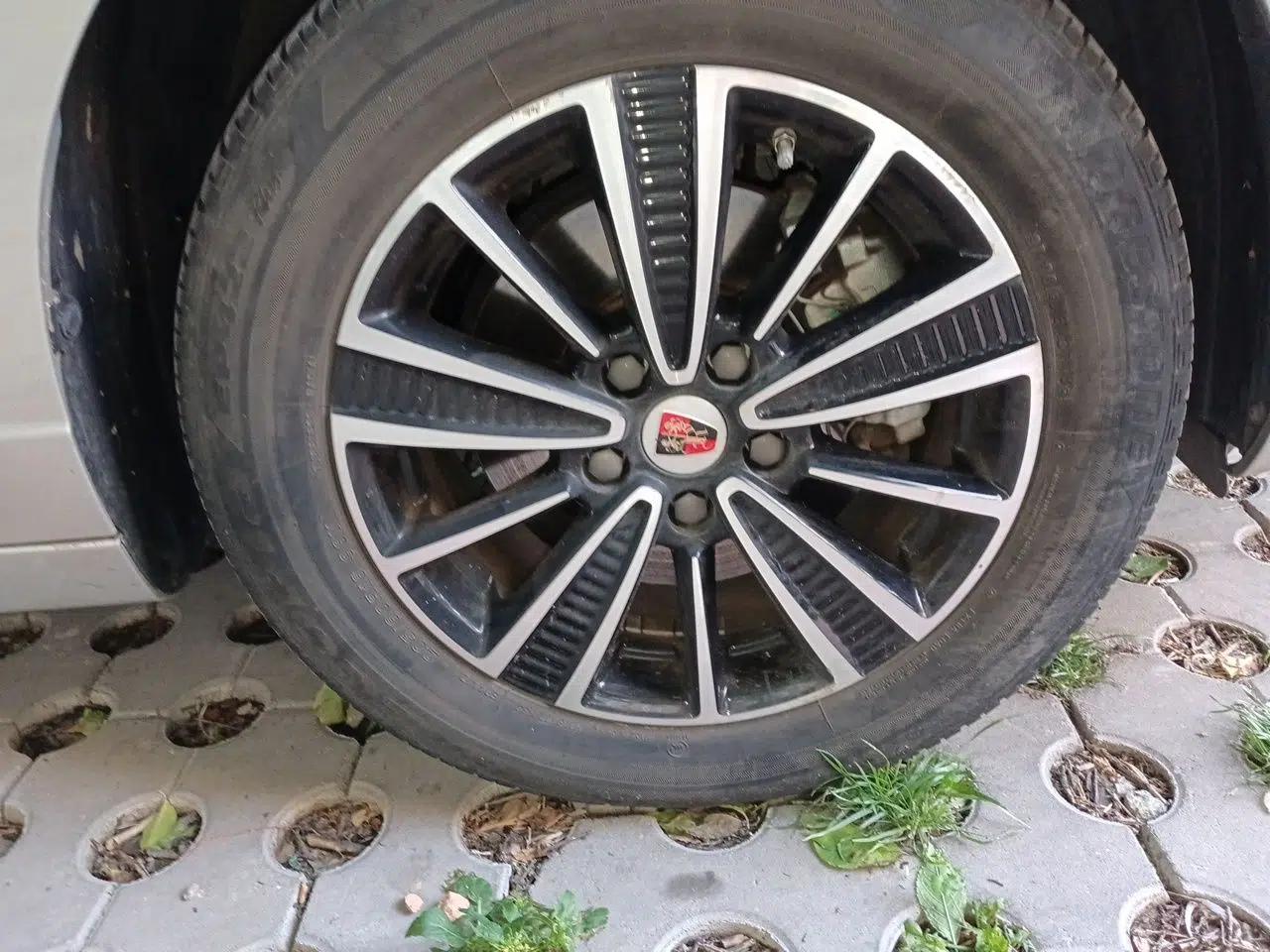 Roewe Ei5 2018 Internet Flagship Edition — миниатюра 8