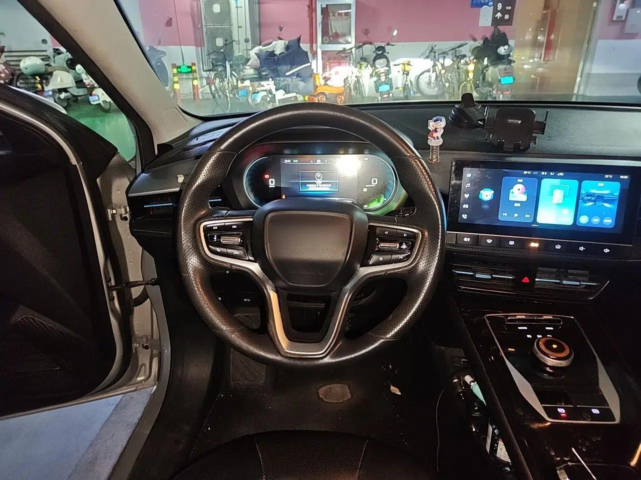 Roewe Ei5 2021 500 Prestige Edition — миниатюра 11