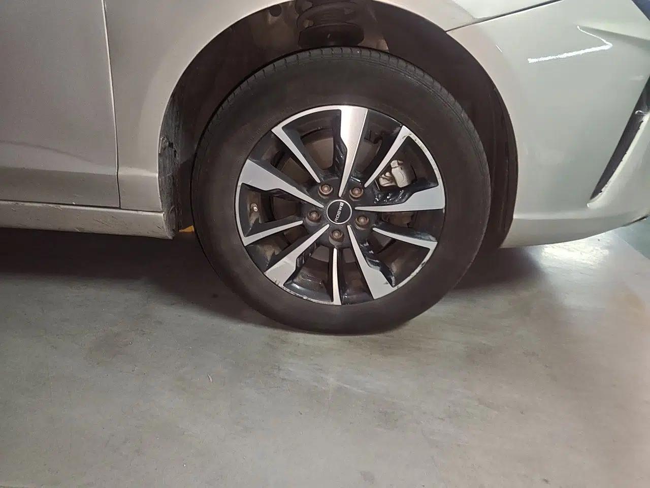 Roewe Ei5 2021 500 Prestige Edition — миниатюра 8