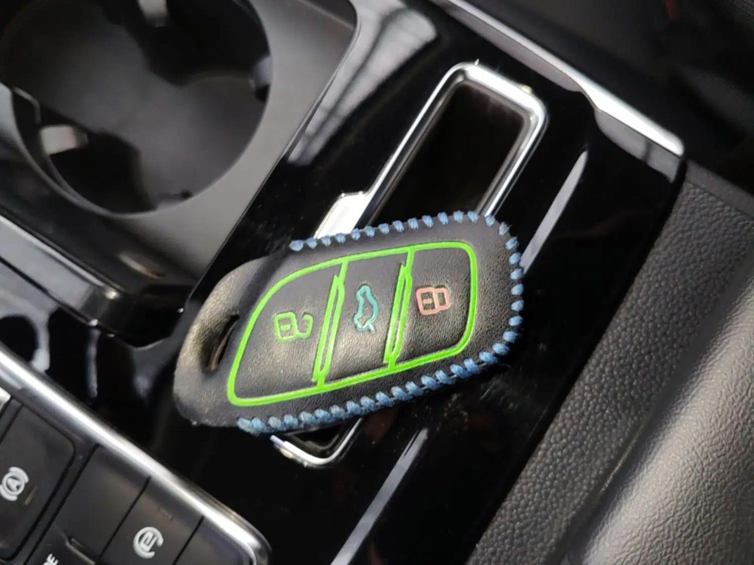 Roewe RX5 MAX 2019 400TGI Automatic Smart Cabin Flagship Edition — миниатюра 12