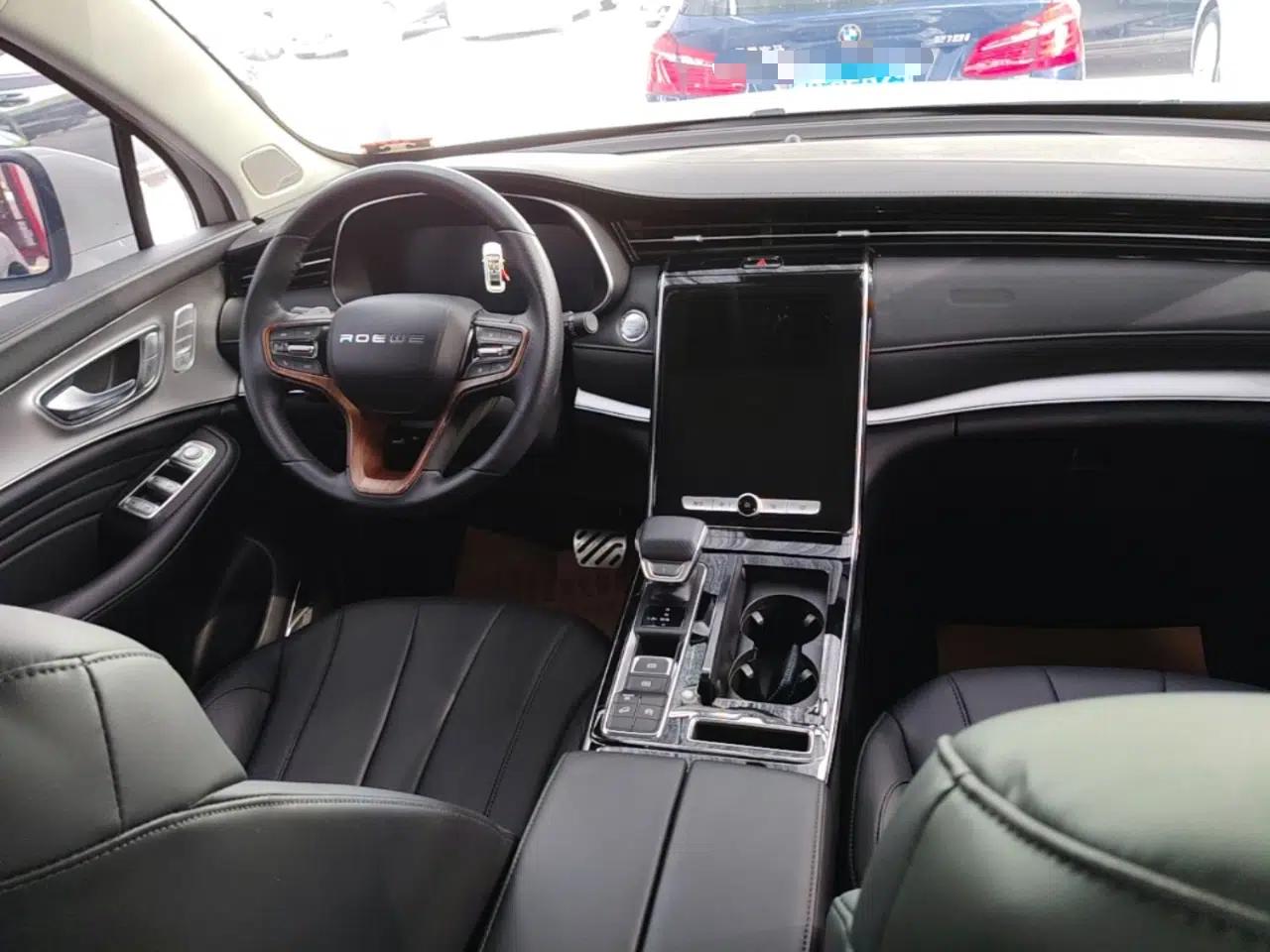 Roewe RX5 MAX 2019 400TGI Automatic Smart Cabin Flagship Edition — миниатюра 13