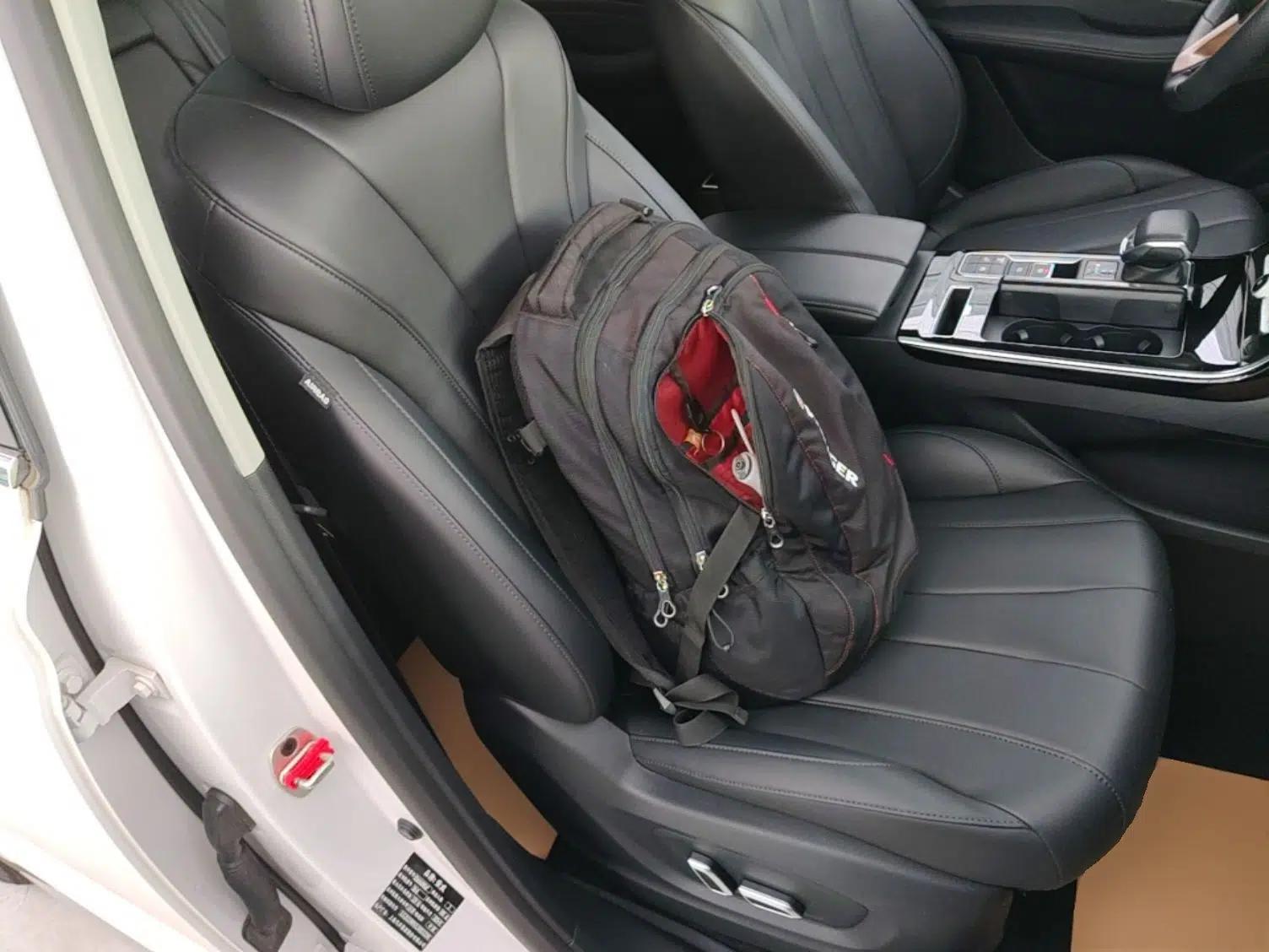 Roewe RX5 MAX 2019 400TGI Automatic Smart Cabin Flagship Edition — миниатюра 23