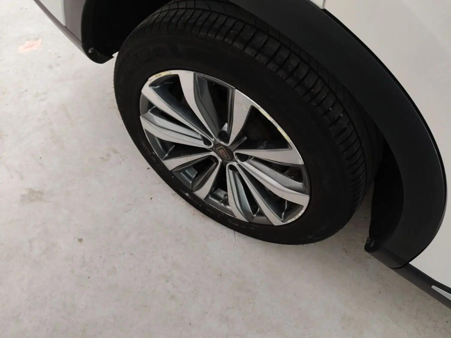 Roewe RX5 MAX 2019 400TGI Automatic Smart Cabin Flagship Edition — миниатюра 10