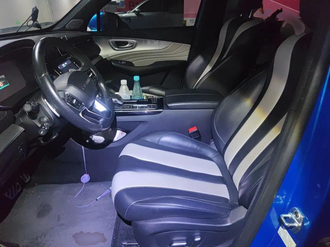Roewe RX5 MAX 2019 400TGI Automatic Smart Cabin Flagship Edition — миниатюра 16