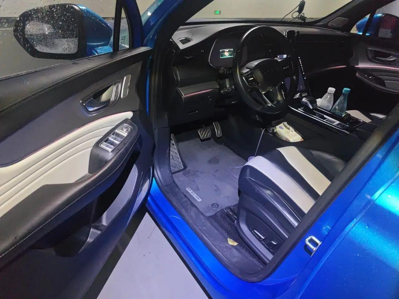 Roewe RX5 MAX 2019 400TGI Automatic Smart Cabin Flagship Edition — миниатюра 17