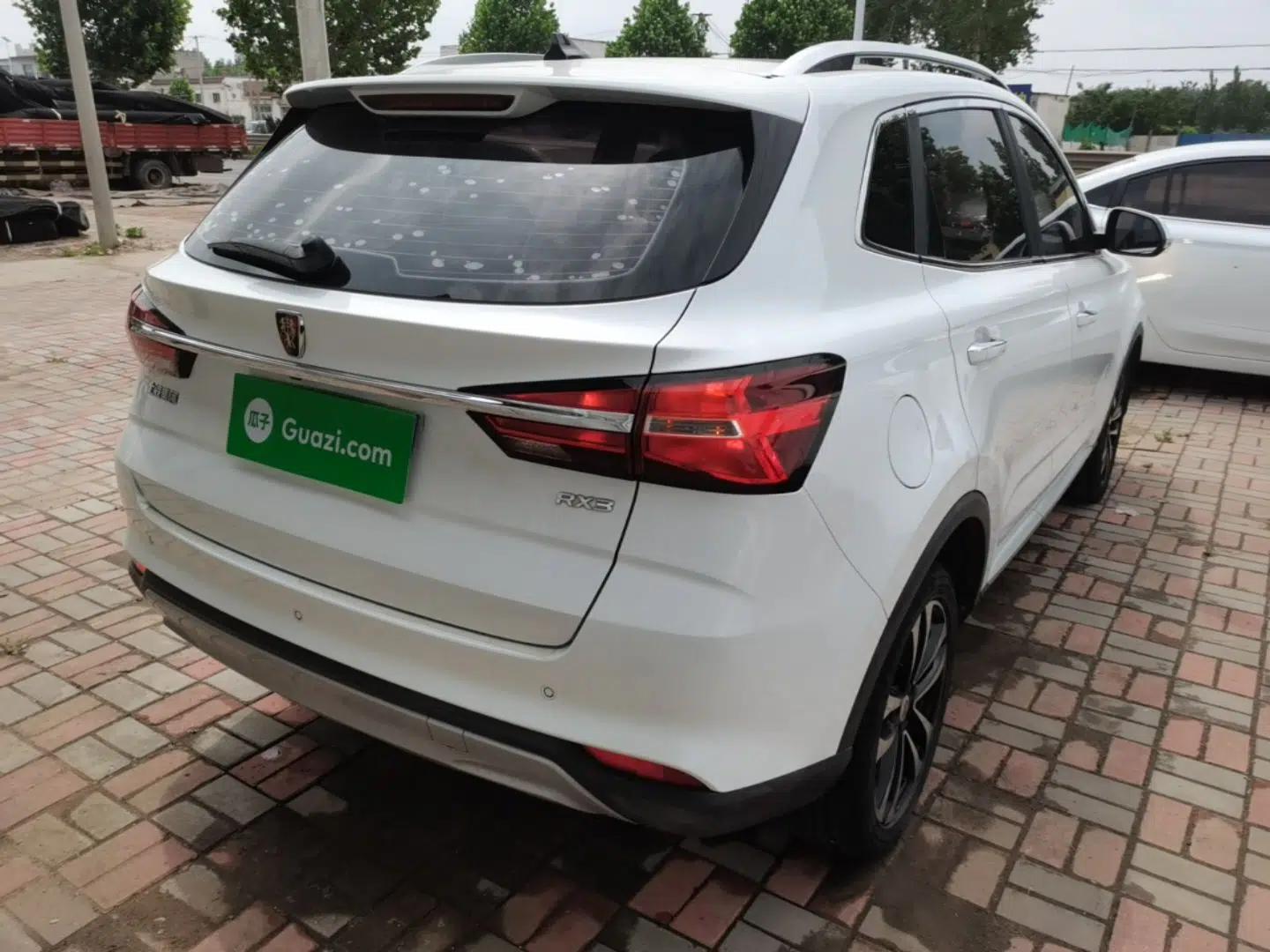Roewe RX3 2018 1.6L Manual Flagship Edition — миниатюра 6