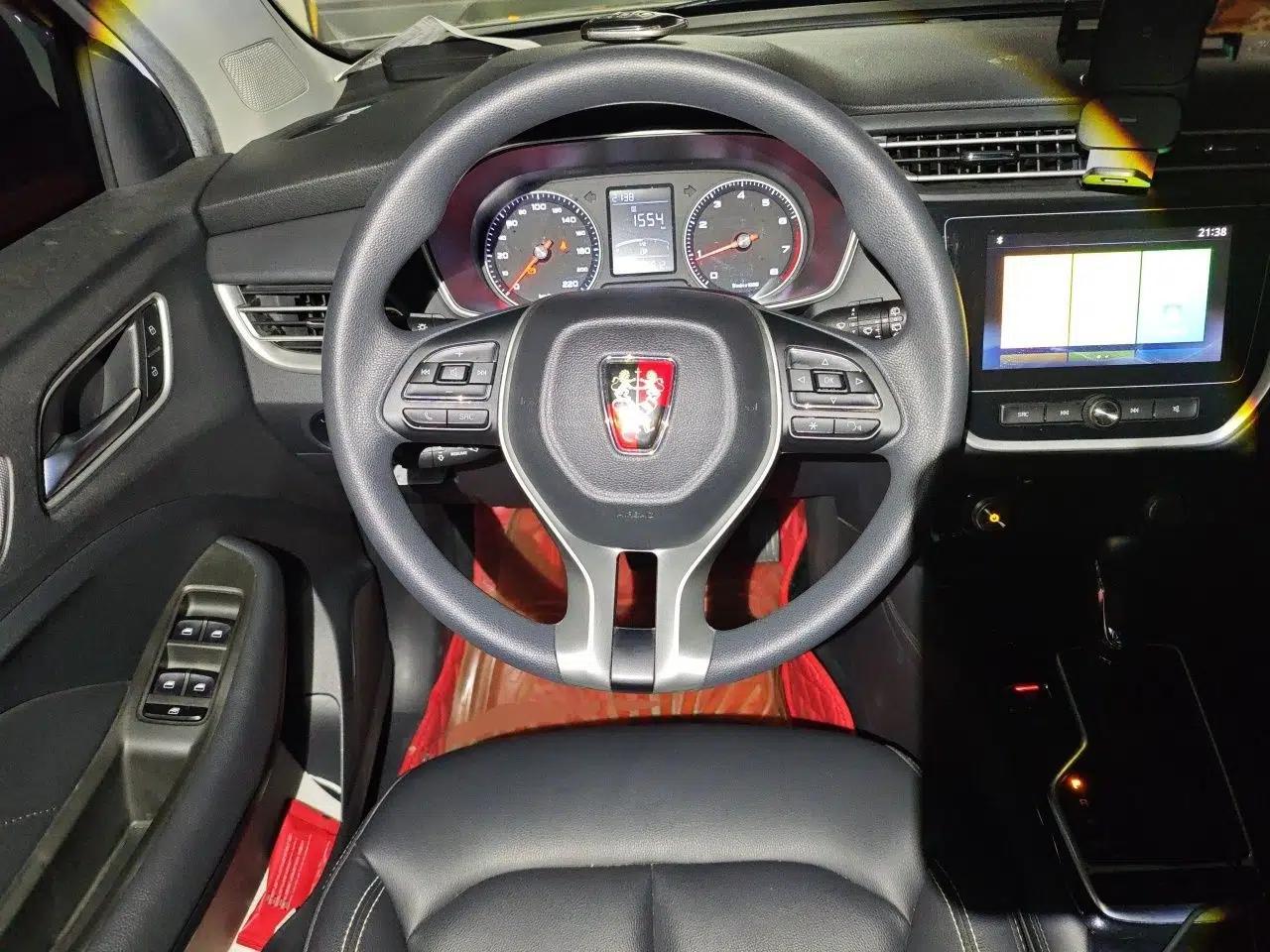 Roewe RX3 2020 1.6L CVT 4G Connected Ultra-Cool Flagship Edition — миниатюра 11
