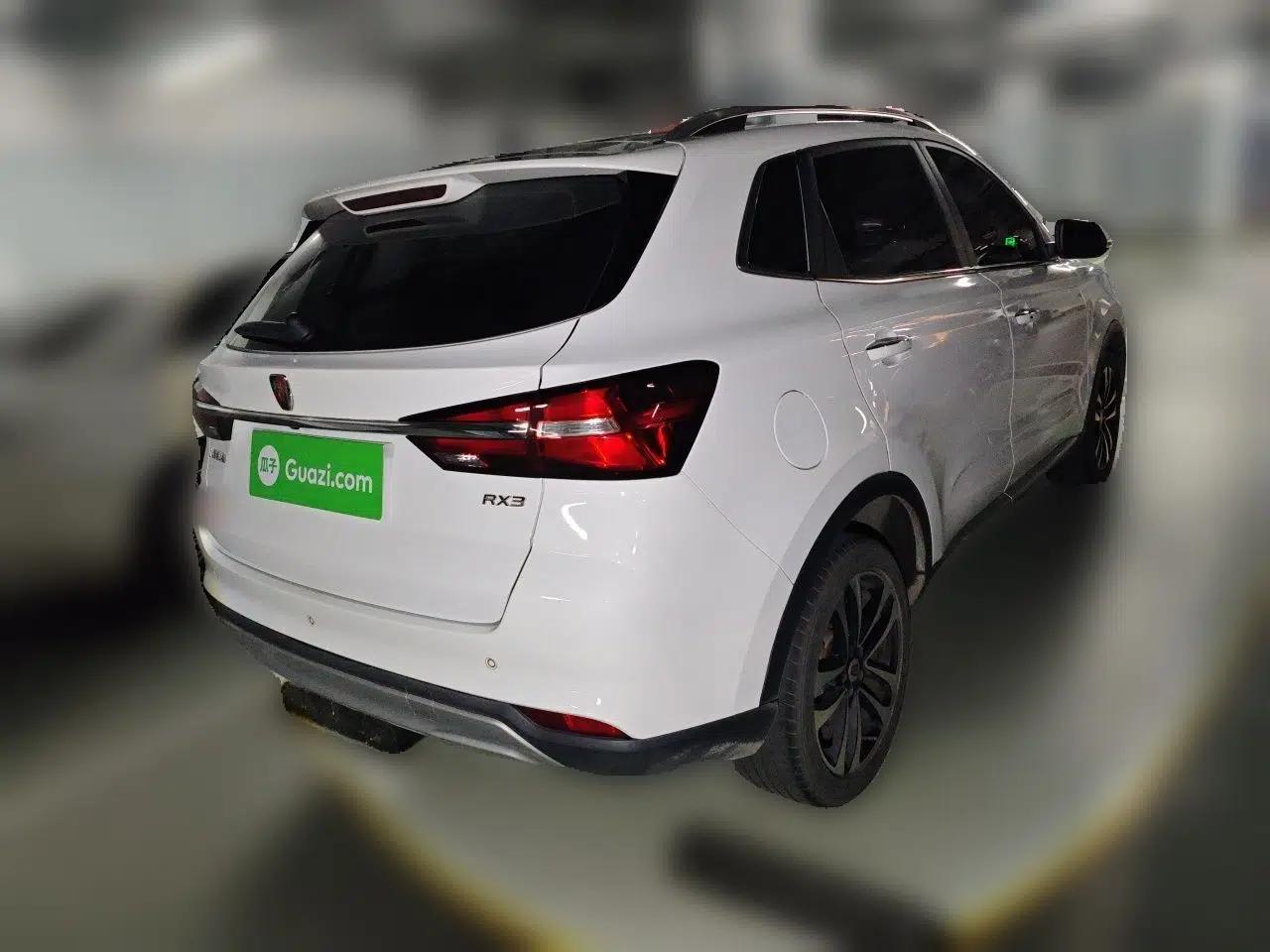 Roewe RX3 2020 1.6L CVT 4G Connected Ultra-Cool Flagship Edition — миниатюра 6