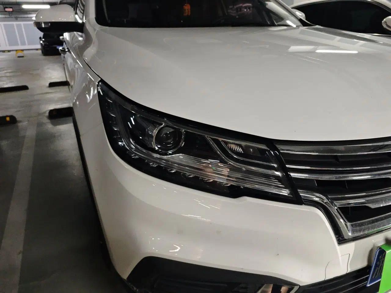 Roewe RX3 2020 1.6L CVT 4G Connected Ultra-Cool Flagship Edition — миниатюра 7