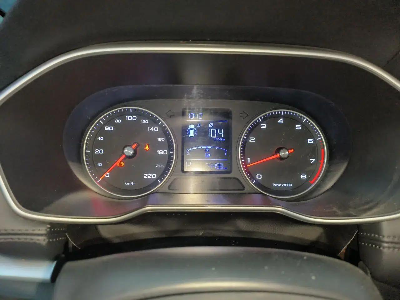 Roewe RX3 2018 1.6L CVT Flagship Edition — миниатюра 12