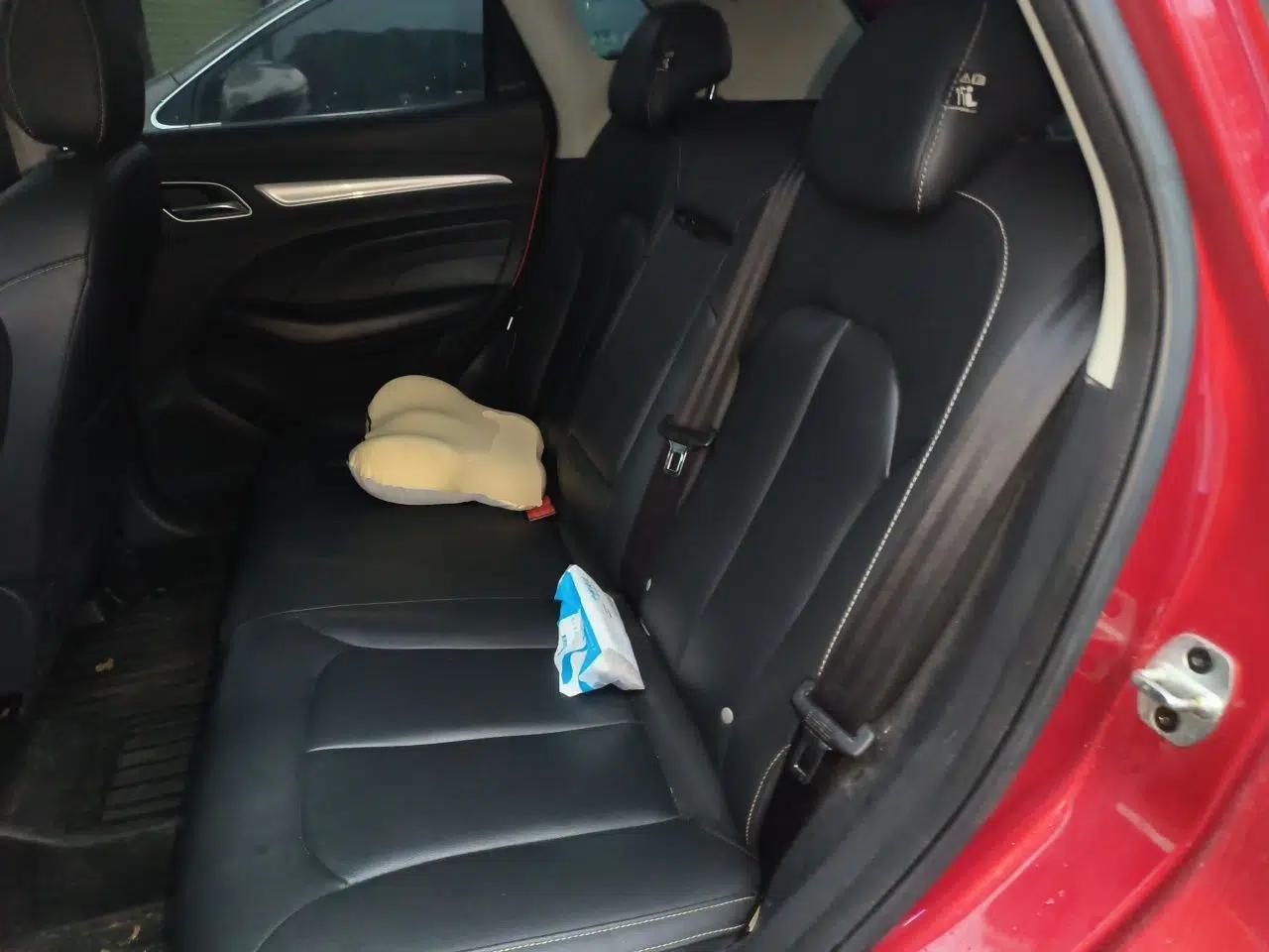 Roewe RX3 2018 1.6L CVT Flagship Edition — миниатюра 18
