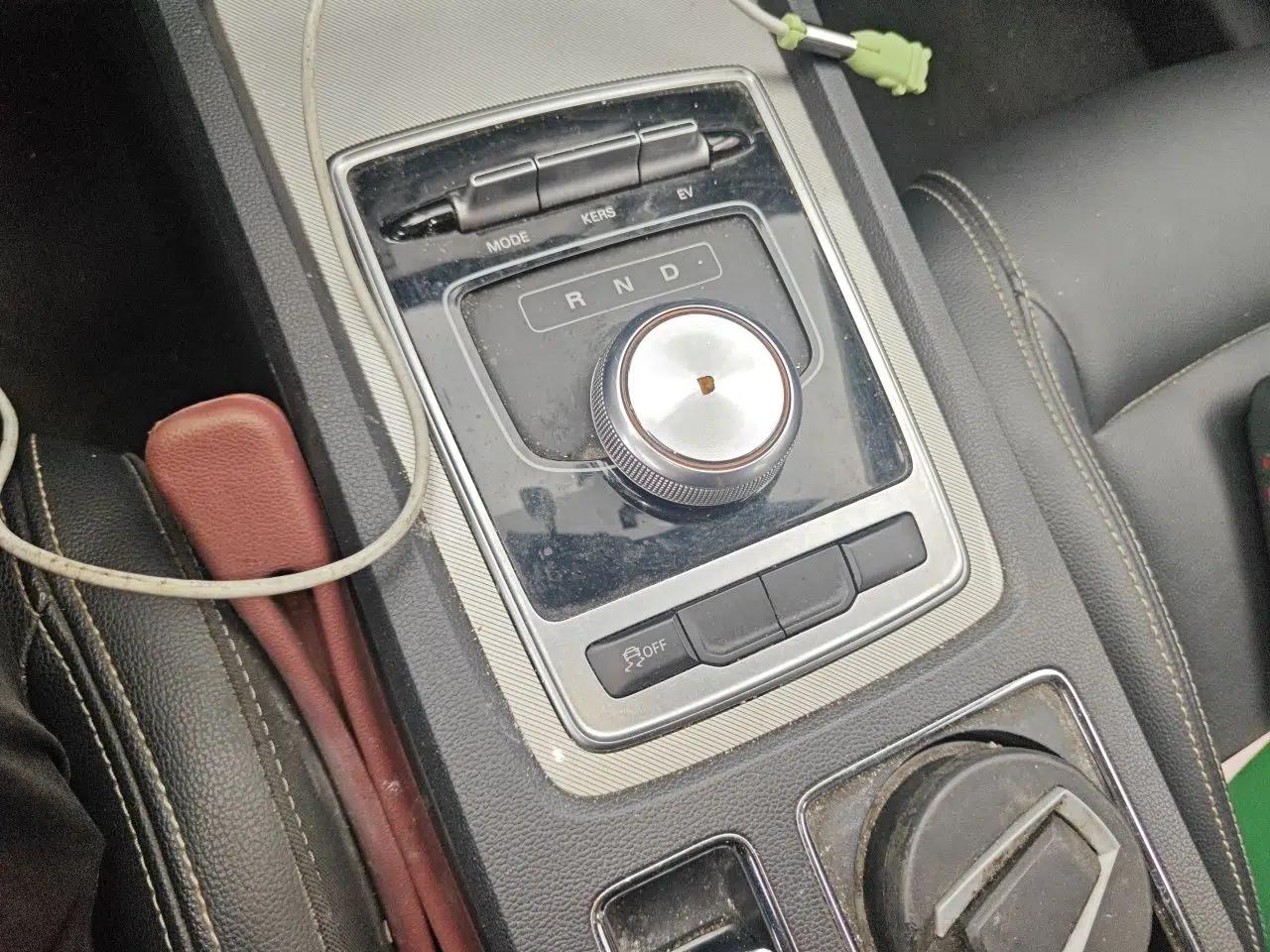 Roewe i6 New Energy 2019 PLUS 50T Internet Glory Flagship Edition — миниатюра 15