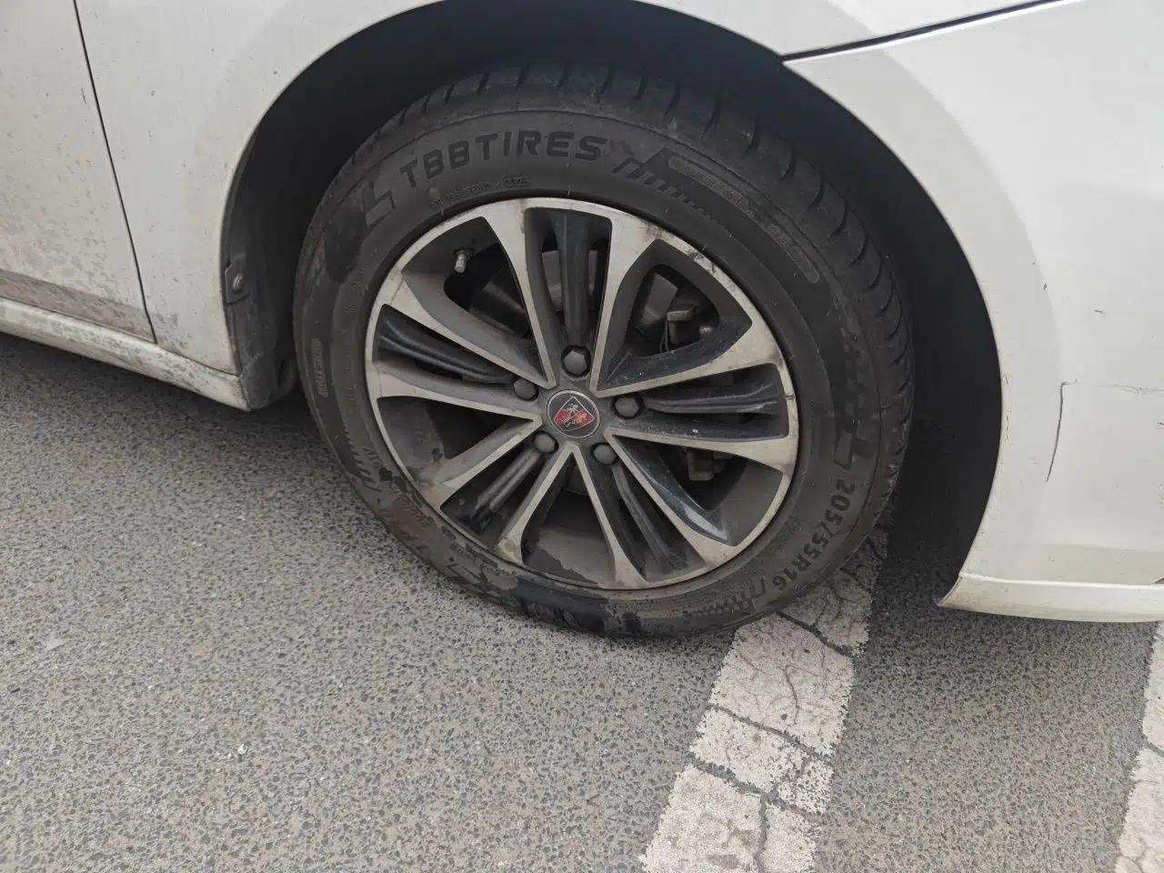 Roewe i6 New Energy 2019 PLUS 50T Internet Glory Flagship Edition — миниатюра 8