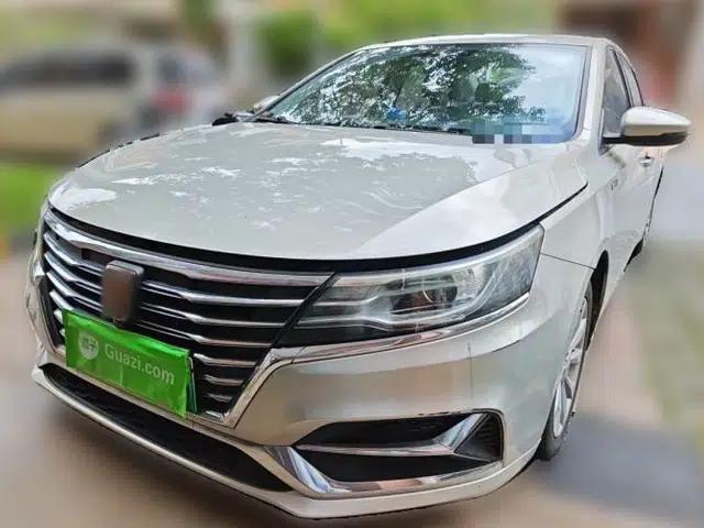 Roewe i6 New Energy 2017 45T Hybrid Connect & Smart Enjoyment Edition