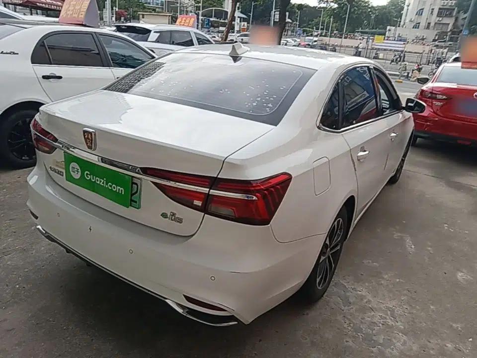 Roewe i6 New Energy 2019 PLUS 50T Internet Glory Flagship Edition — миниатюра 4