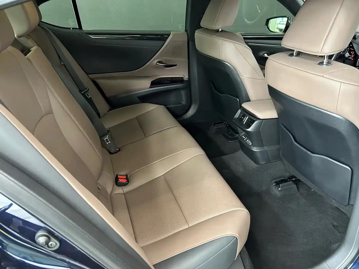 Lexus ES 2021 260 Premium Edition — миниатюра 11