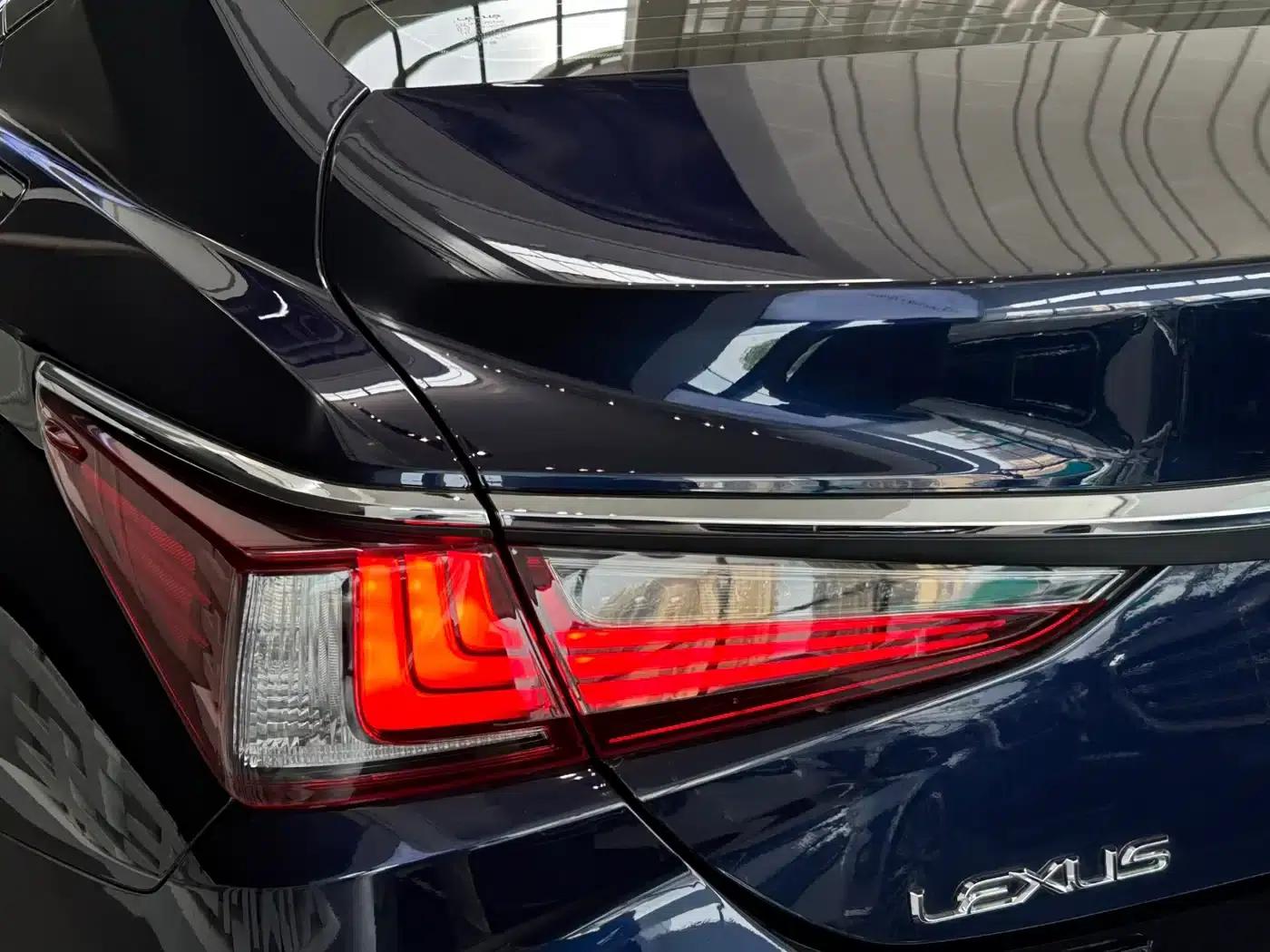 Lexus ES 2021 260 Premium Edition — миниатюра 22
