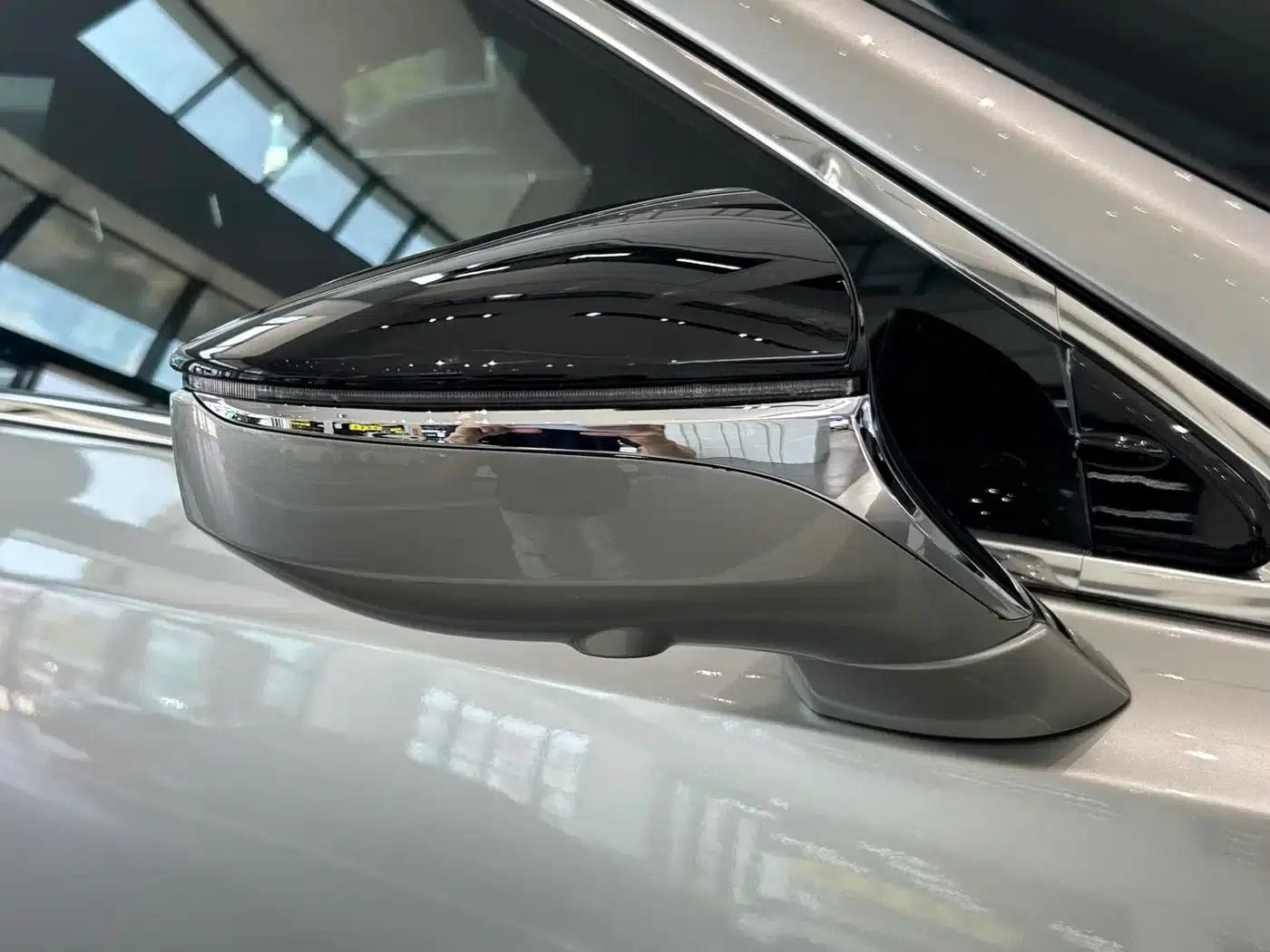 Lexus ES 2020 300h Executive Edition — миниатюра 21