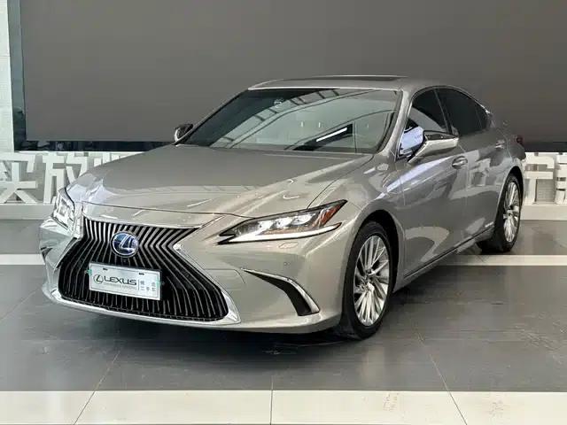 Lexus ES 2020 300h Executive Edition