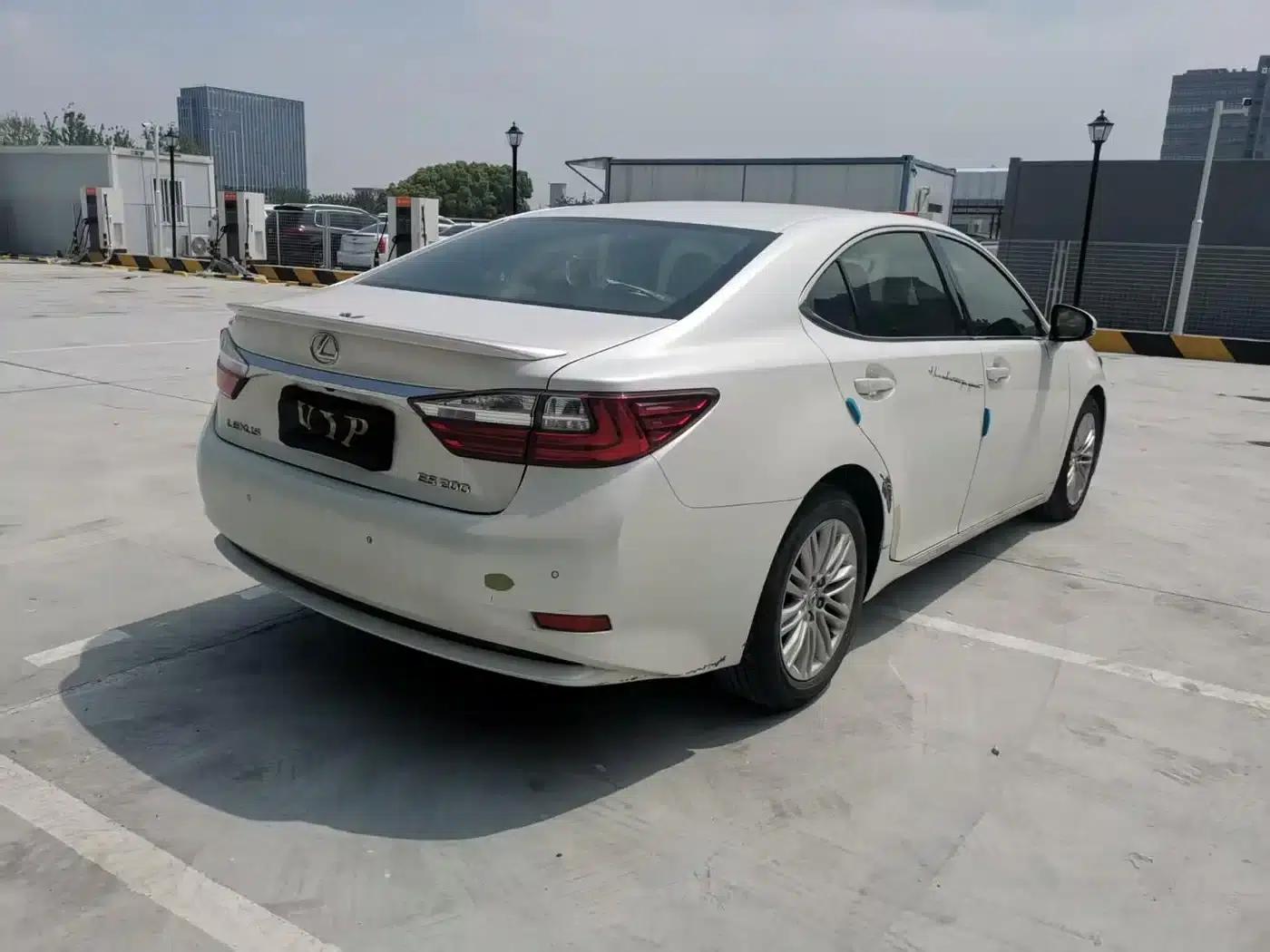 Lexus ES 2015 200 Elite Edition — миниатюра 8