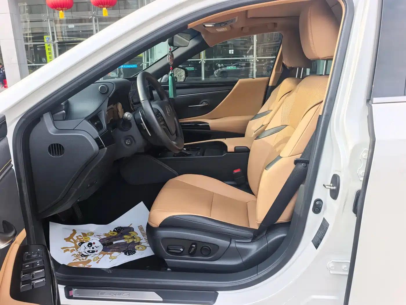 Lexus ES 2024 200 Premium Edition — миниатюра 7