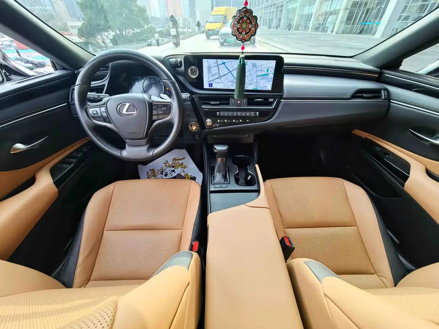 Lexus ES 2024 200 Premium Edition — миниатюра 8