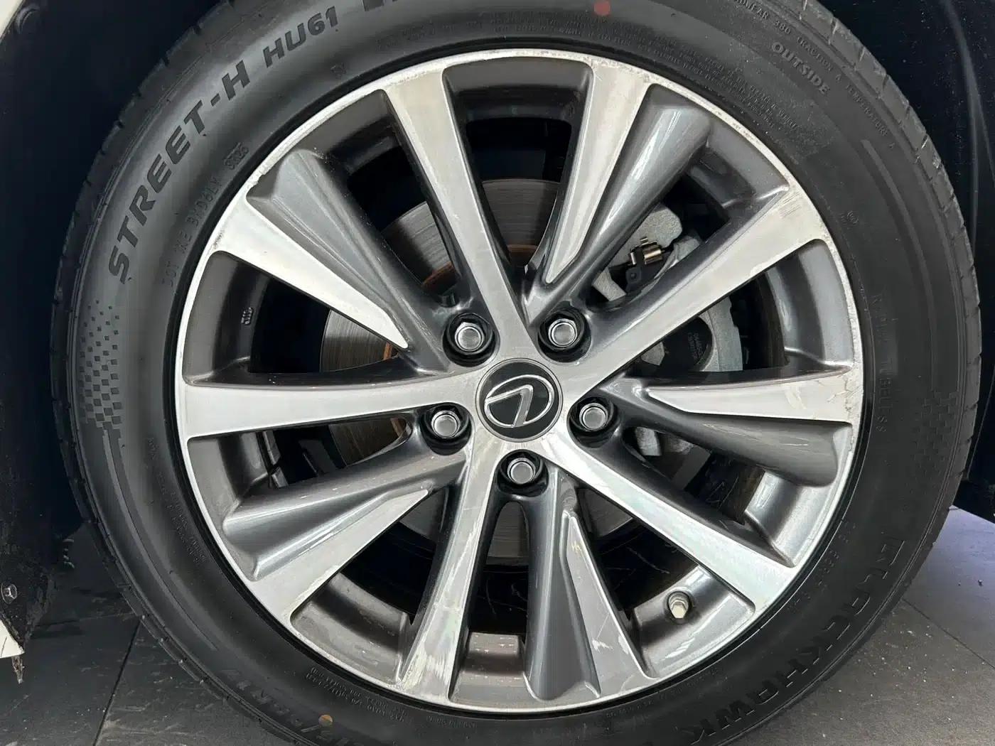 Lexus ES 2020 200 Excellence Edition — миниатюра 13