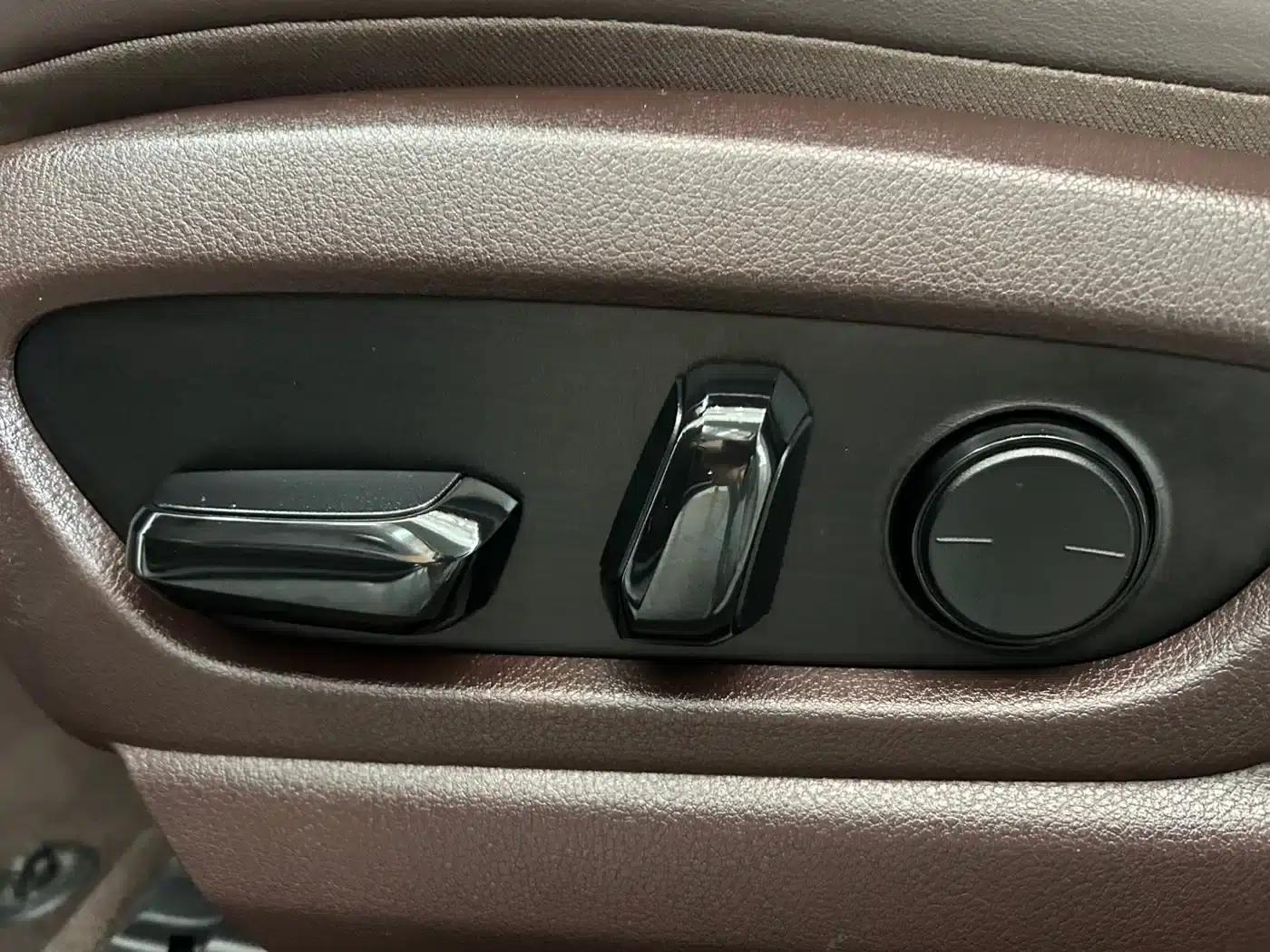 Lexus ES 2020 200 Excellence Edition — миниатюра 25