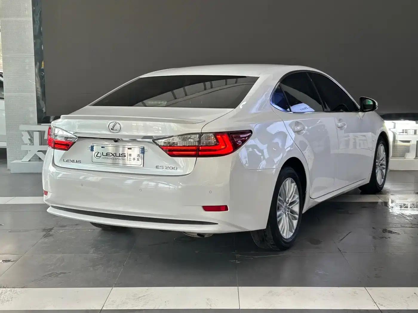 Lexus ES 2015 200 Elite Edition — миниатюра 6