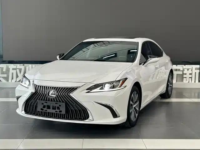 Lexus ES 2018 200 Premium Edition (China V emission standard)