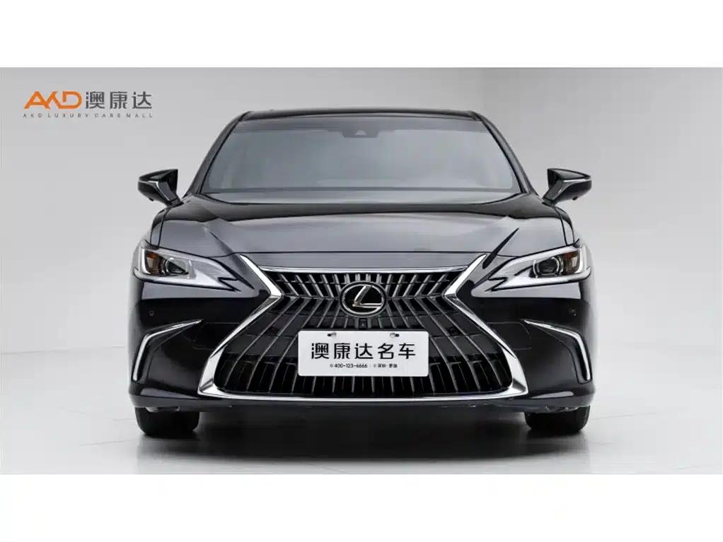 Lexus ES200/2.0/2024/Premium Edition — миниатюра 2