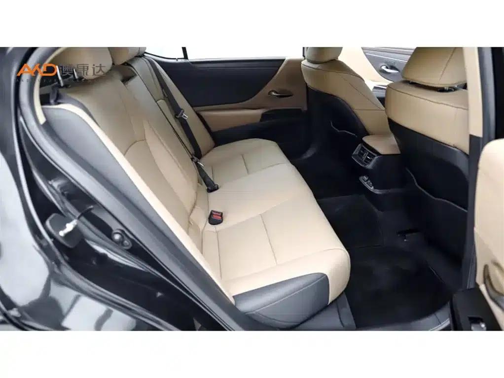 Lexus ES200/2.0/2024/Premium Edition — миниатюра 8