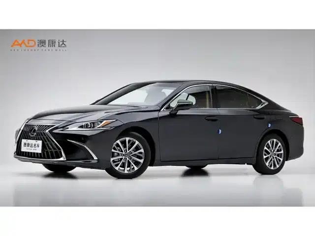 Lexus ES200/2.0/2024/Premium Edition