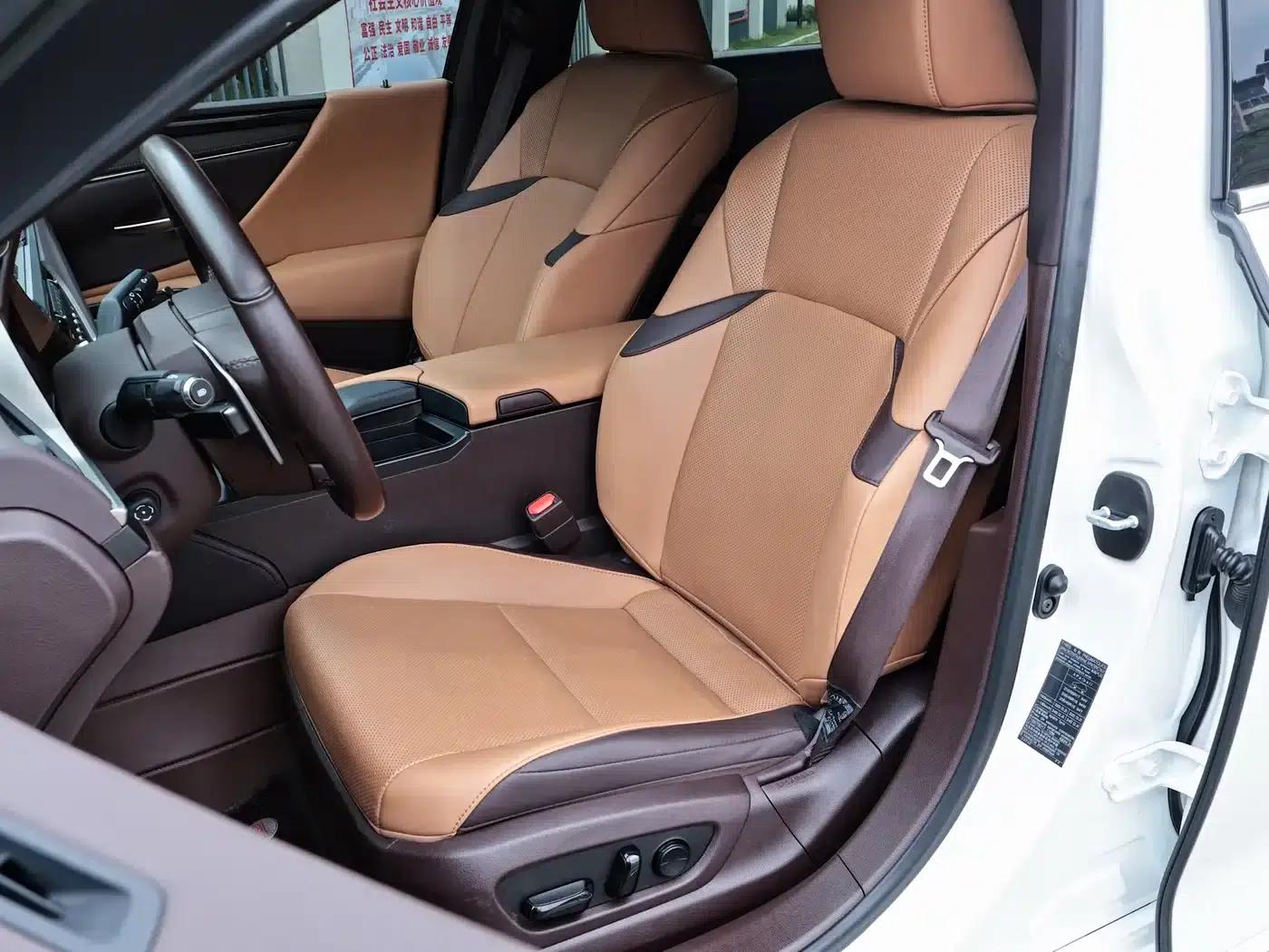 Lexus ES 2020 300h Premium Edition — миниатюра 11