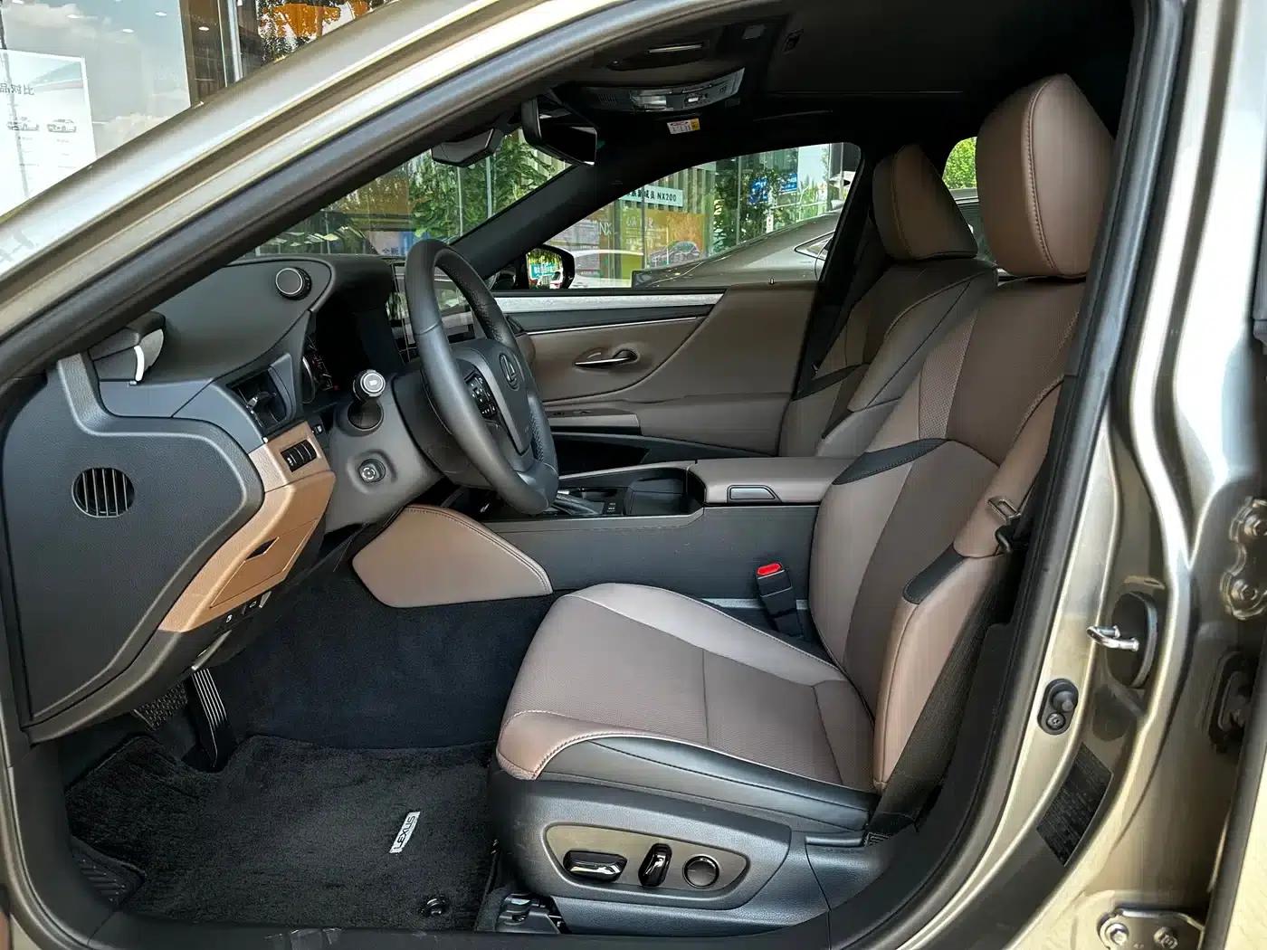 Lexus ES 2025 200 Premium Edition — миниатюра 6