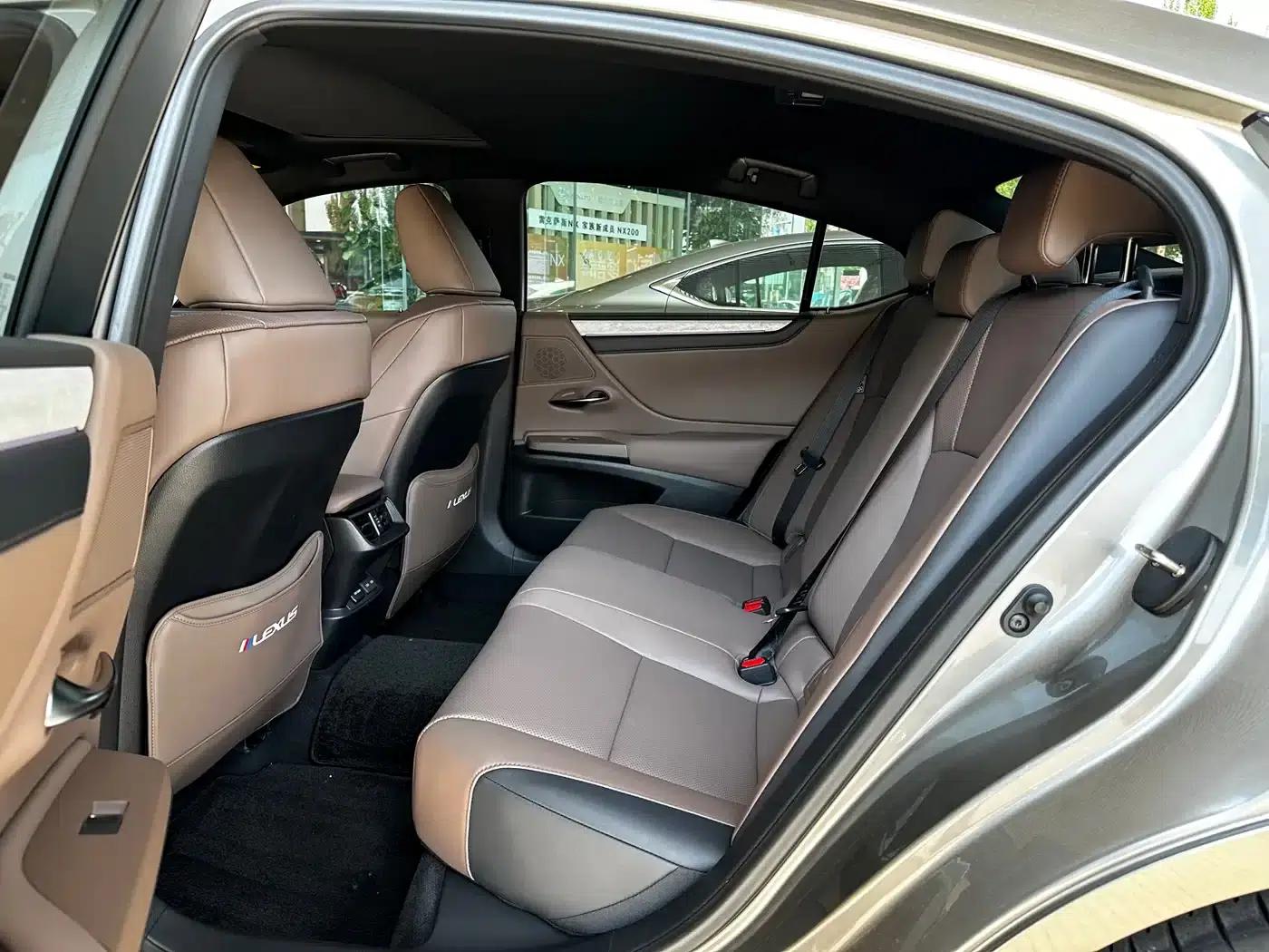 Lexus ES 2025 200 Premium Edition — миниатюра 7