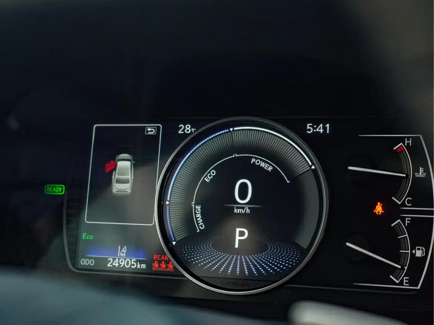 Lexus ES 2022 300h Premium Edition — миниатюра 12