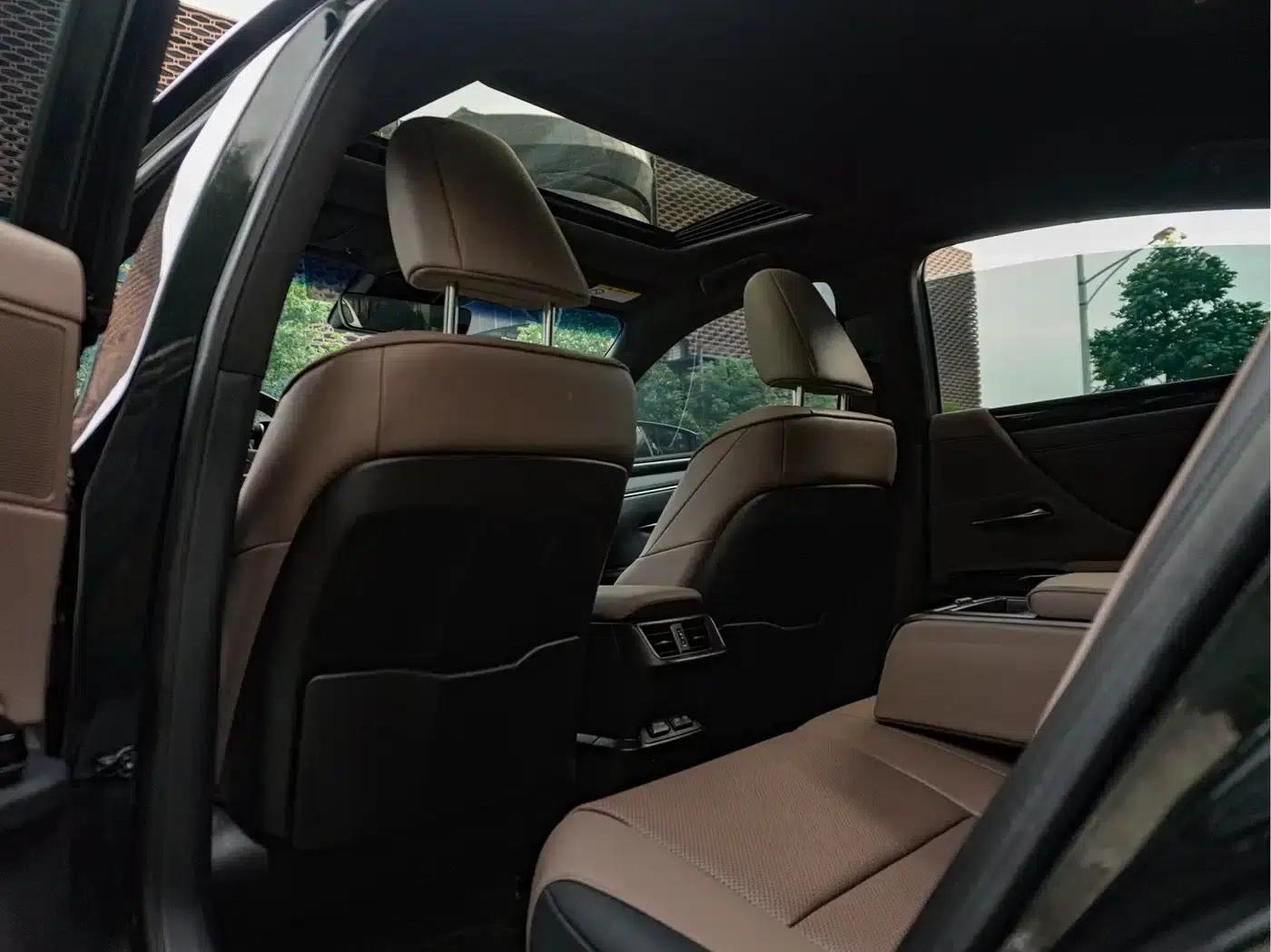 Lexus ES 2022 300h Premium Edition — миниатюра 19