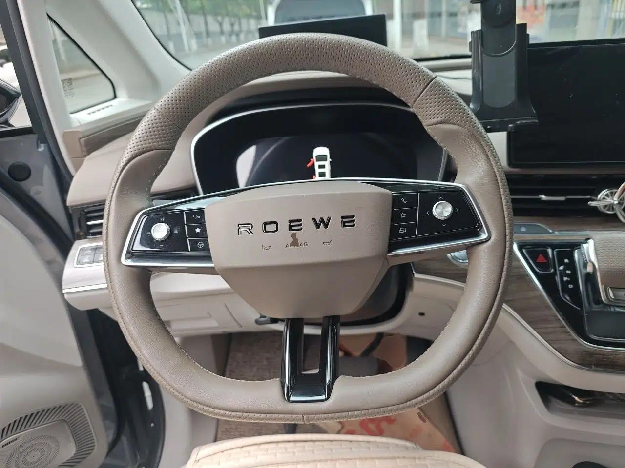 Roewe iMAX8 New Energy 2022 First-Class Titanium Edition — миниатюра 11