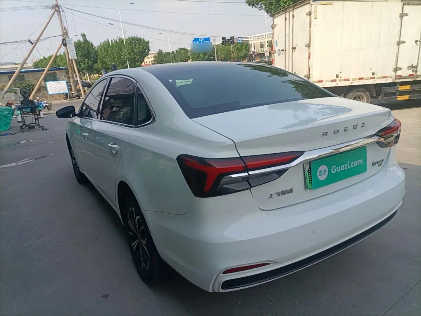 Roewe i6 MAX New Energy 2023 EV 420 Skyroof Special Edition — миниатюра 4