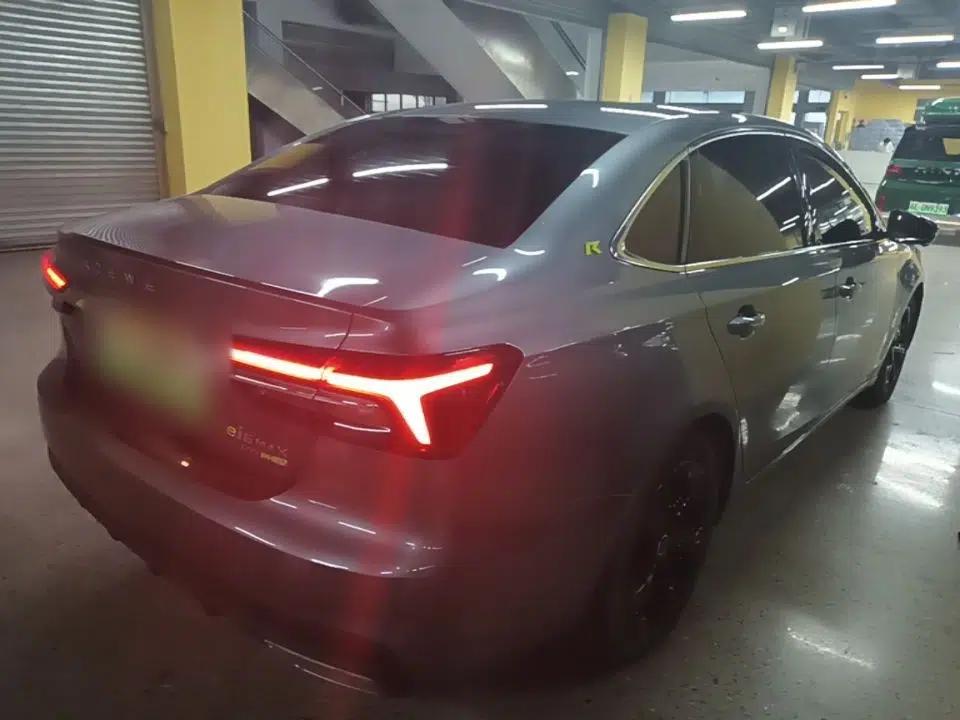 Roewe i6 MAX New Energy 2020 1.5T PHEV Sporty Cool Edition — миниатюра 6