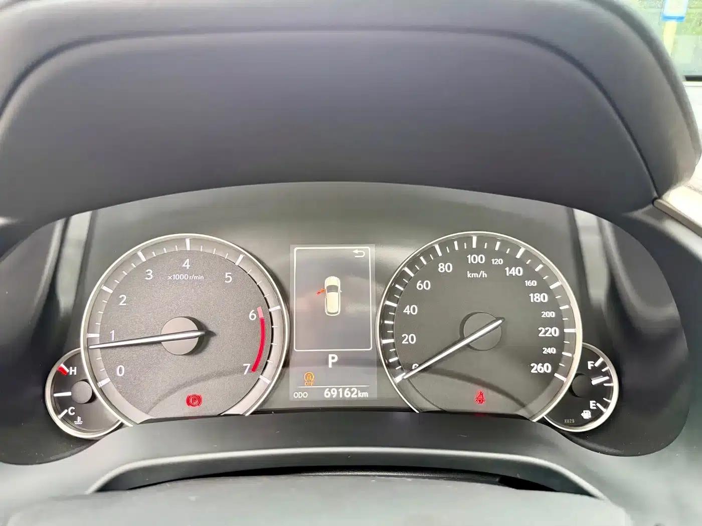 Lexus RX 2020 Facelift 300 AWD Elegant Edition — миниатюра 11