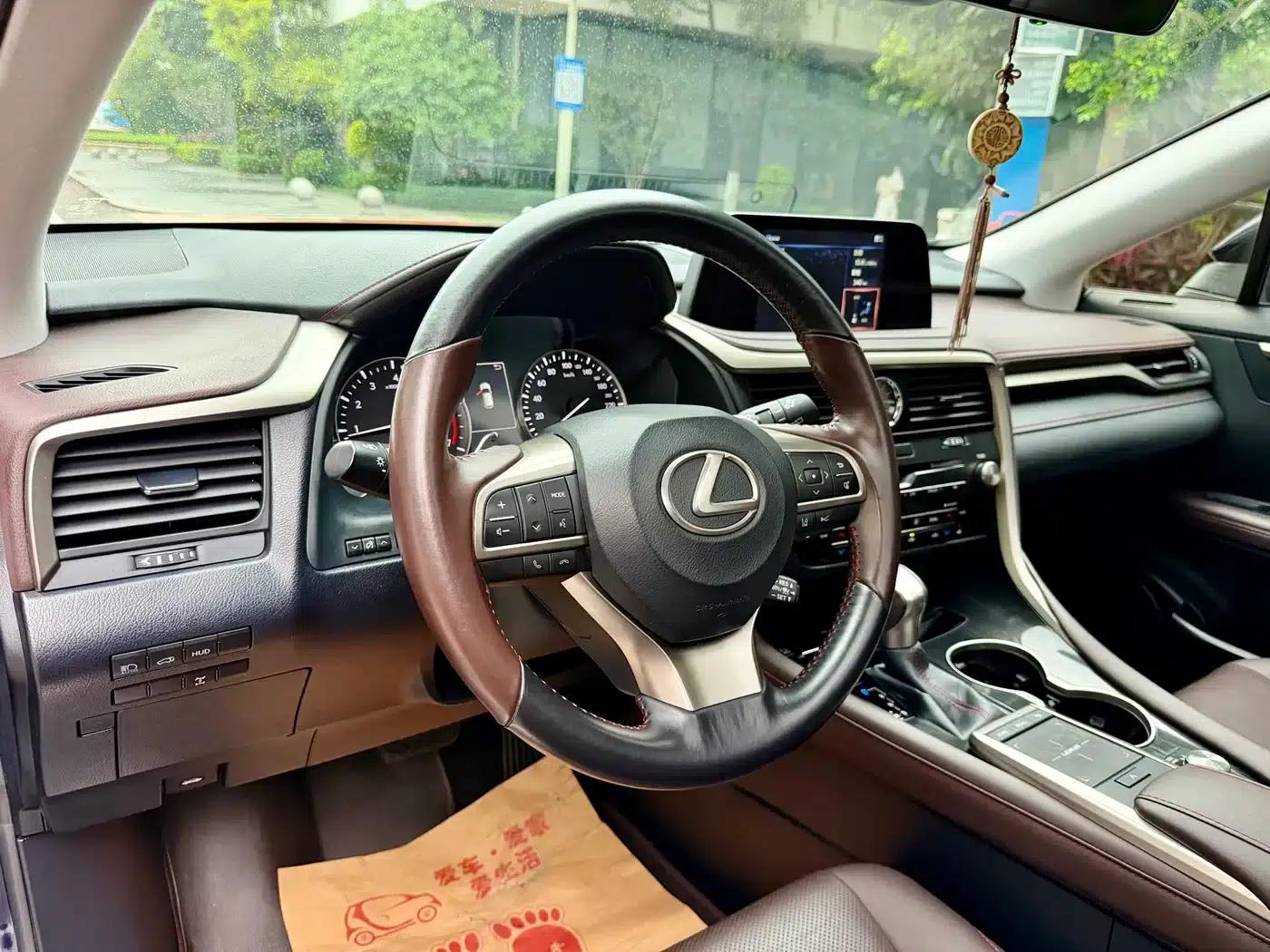 Lexus RX 2020 Facelift 300 AWD Elegant Edition — миниатюра 8