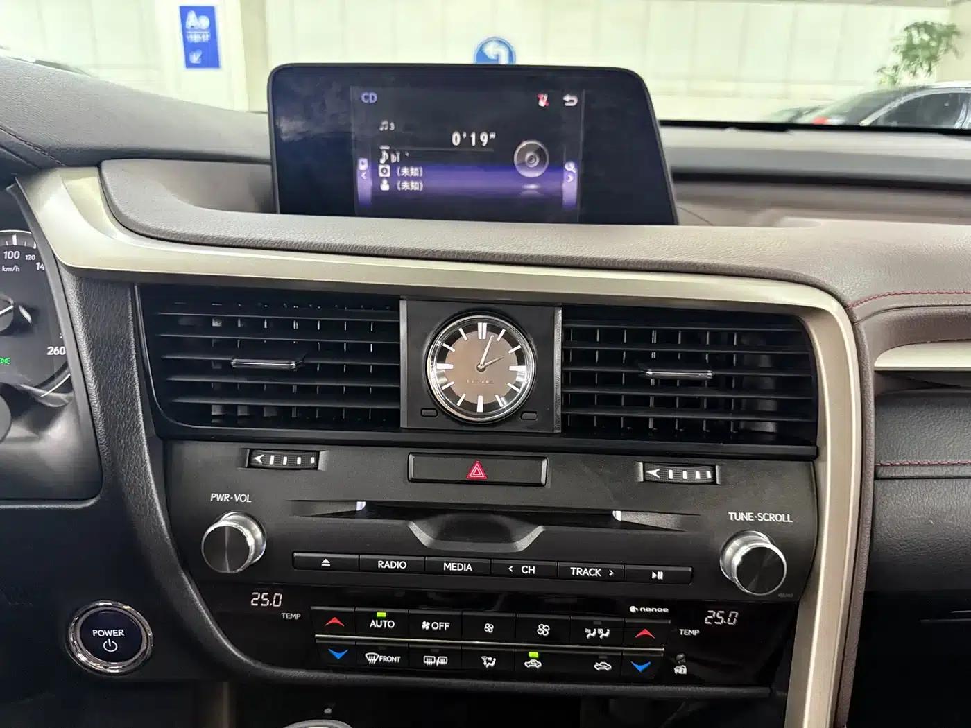 Lexus RX 2016 450h AWD Elegant Edition — миниатюра 11