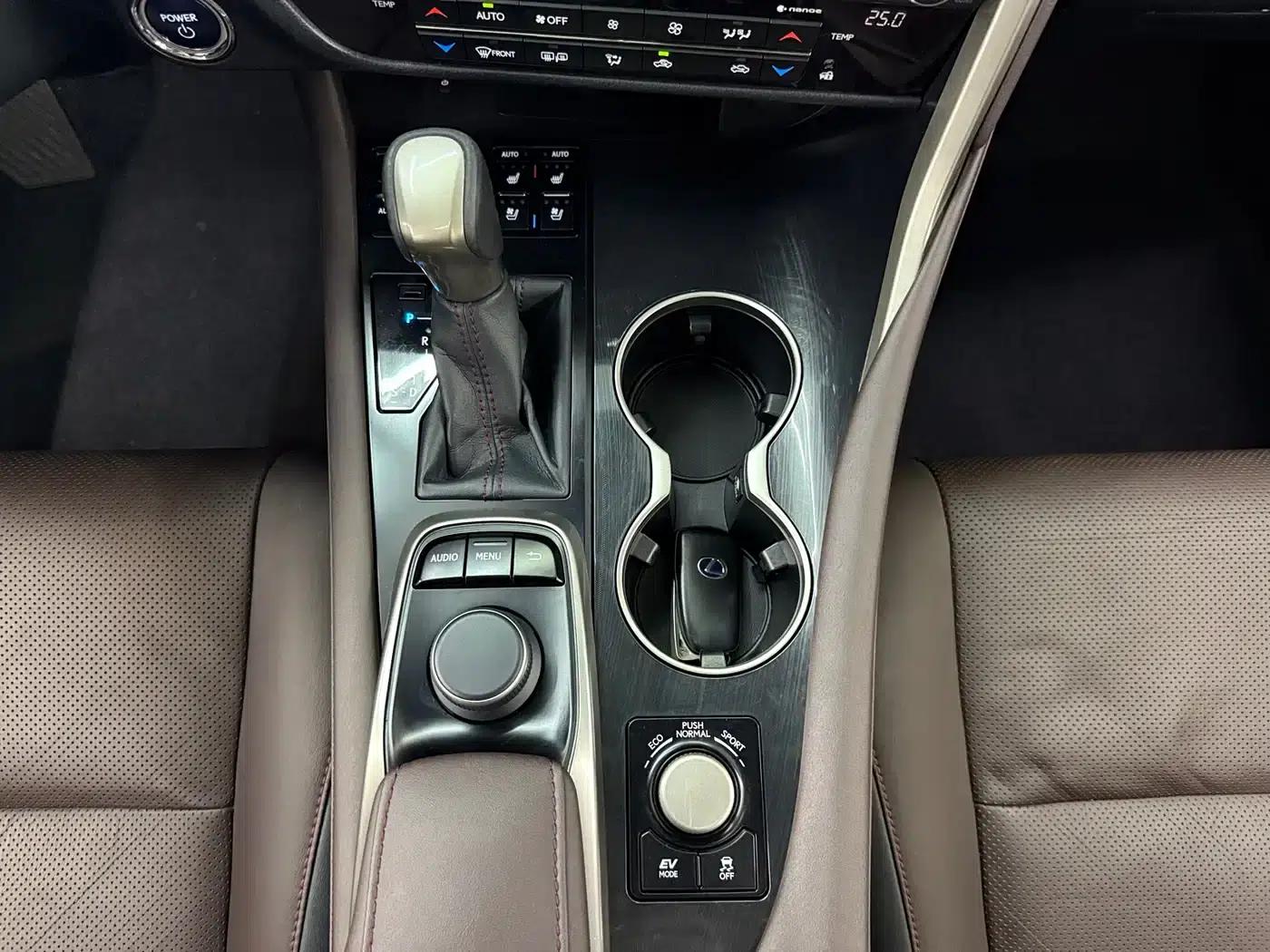 Lexus RX 2016 450h AWD Elegant Edition — миниатюра 12