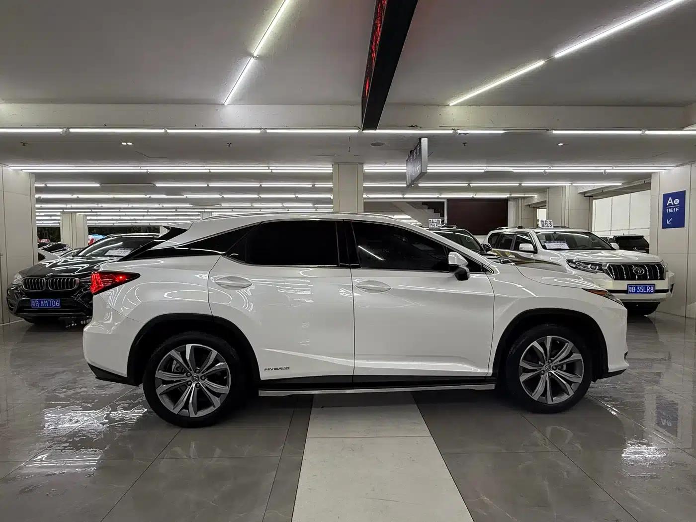 Lexus RX 2016 450h AWD Elegant Edition — миниатюра 3
