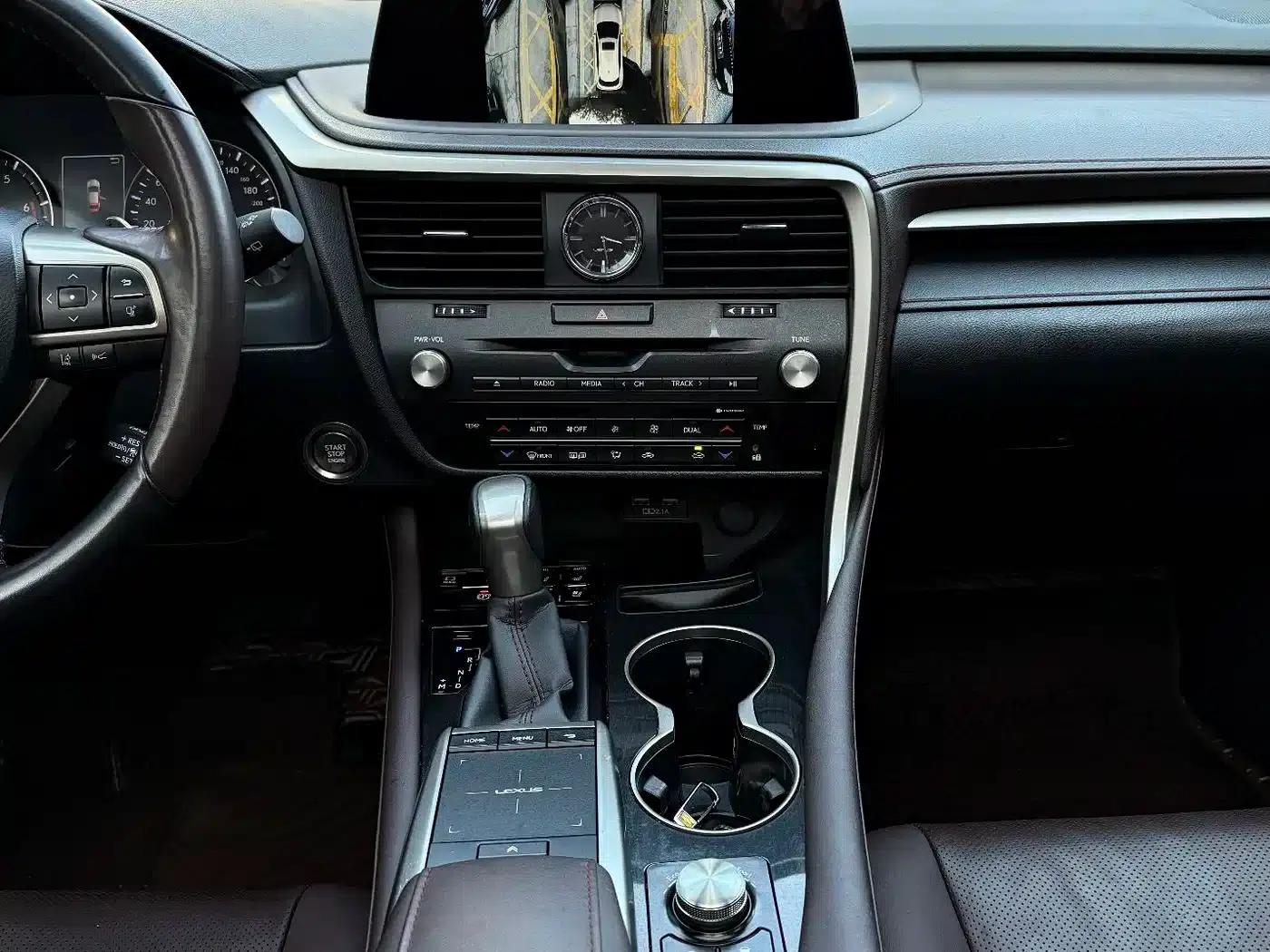 Lexus RX 2021 300 AWD Special Edition — миниатюра 7