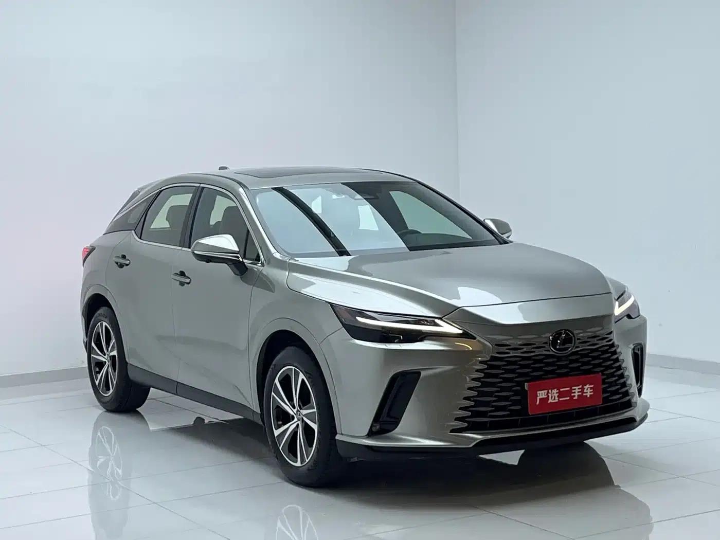 Lexus RX 2025 300 AWD Luxury Edition — миниатюра 3